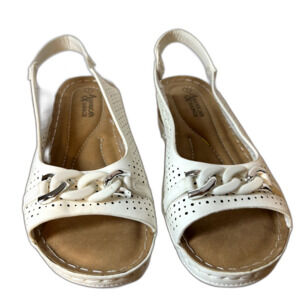 American Exchange Women’s White Wedge Heels Sandals Size 7 Sling Back Chain